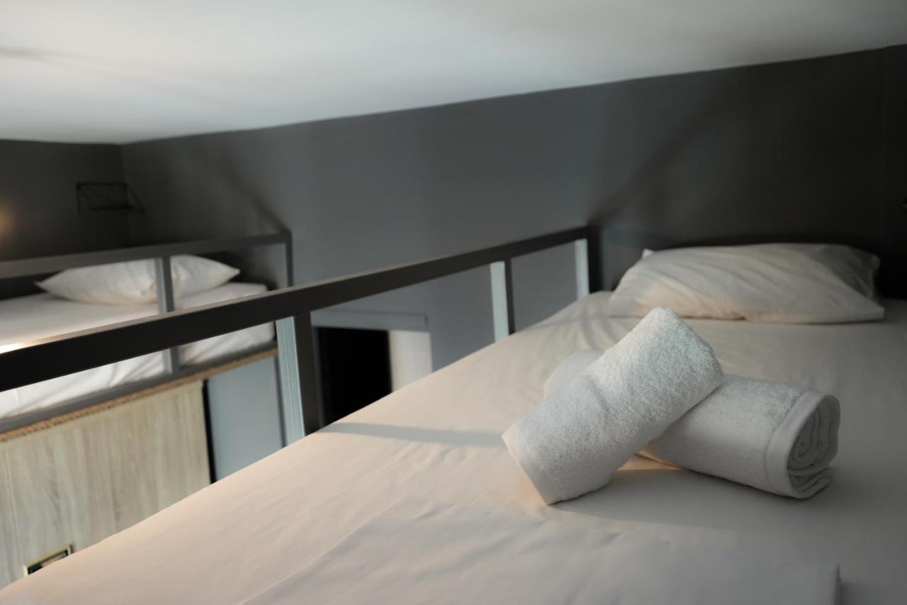Acropolis Central Apartments Афіни Екстер'єр фото
